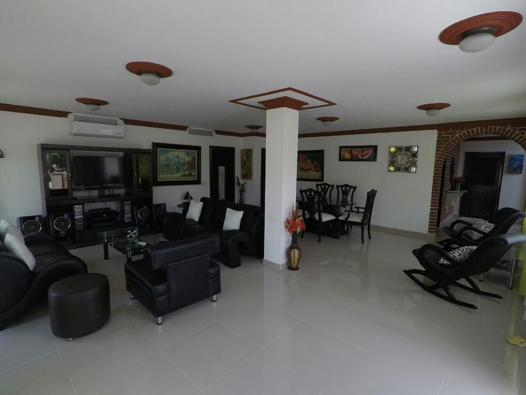 Mary Hosting Sarie Bay Apartment San Andrés Exterior photo